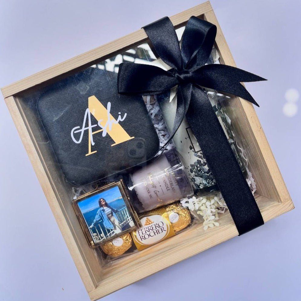Chic Charm Women's Pamper Hamper - Plush Gifting Co.