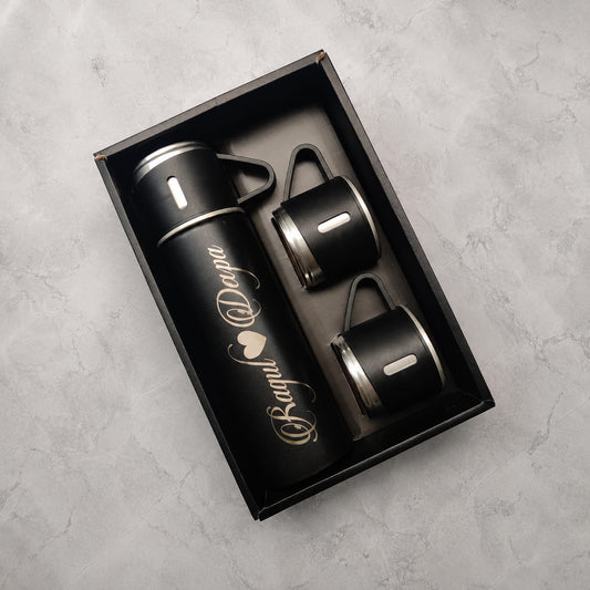 Personalized Vacuum Flask Gift Set with 3 Cups - Plush Gifting Co.