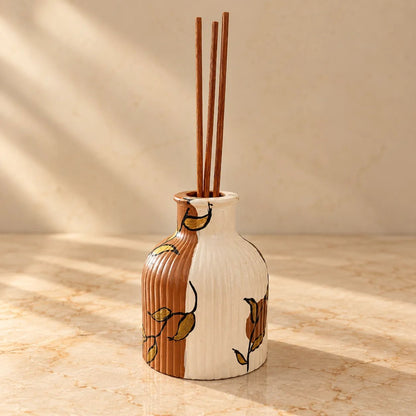 Hand-Painted Ceramic Reed Diffuser & Trinket Set - Plush Gifting Co.